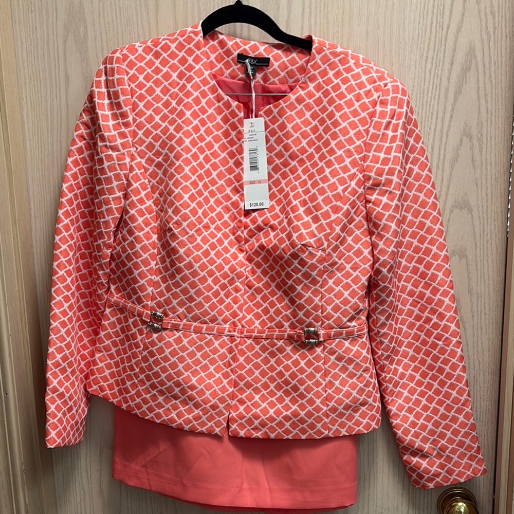 R&K Coral and White Patterned Blazer with solid skit- size 10 NWT